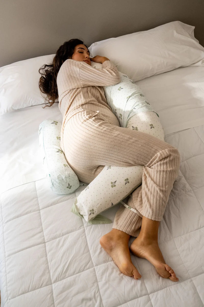 HUGS PLUS Pregnancy and Breastfeeding Pillow - Blossom Green