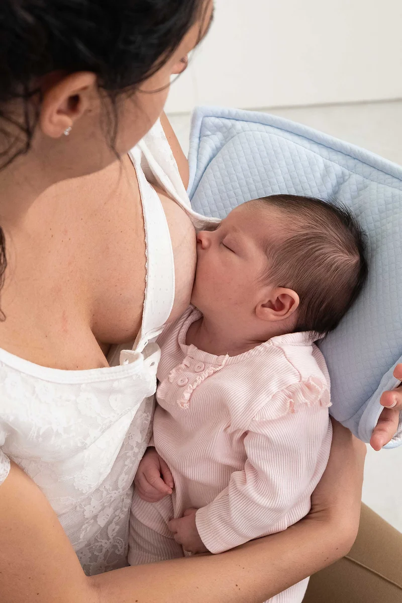 PERFECT HEAD BREASTFEEDING AIR Pillow for Plagiocephaly - Light Blue