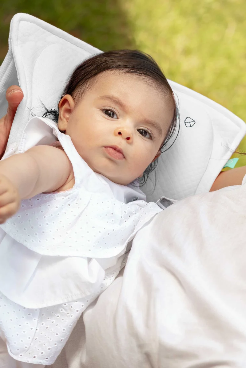 PERFECT HEAD BREASTFEEDING AIR Pillow for Plagiocephaly - White