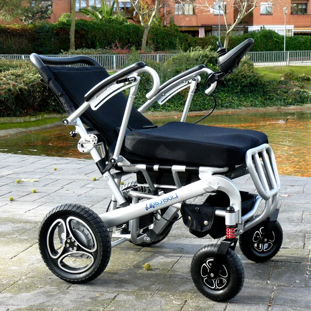 Elektrischer Rollstuhl Ultra Plus | Autonome Mobilität