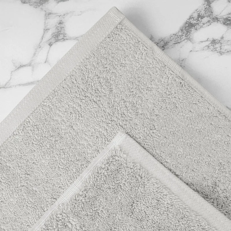 Set Asciugamani Bagno 4 Pezzi in Spugna di Cotone 500 g Certificati Oeko-Tex Bicolore Il Gruppone