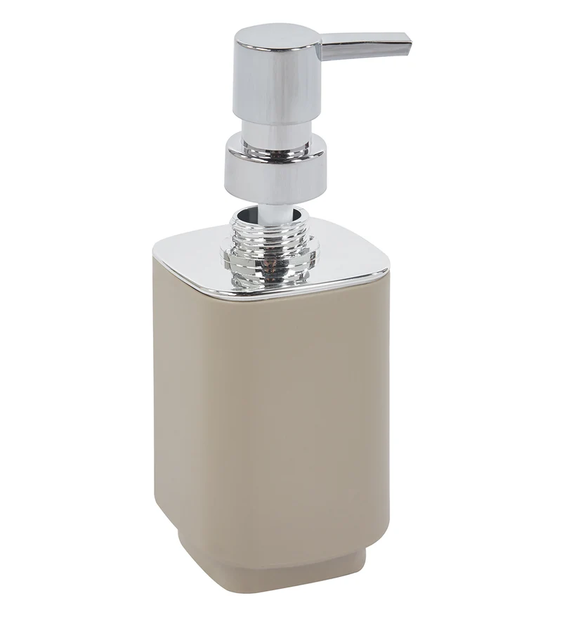 Set Accessori Bagno 6 Pezzi Design Moderno in Plastica con Finitura Lucida Il Gruppone