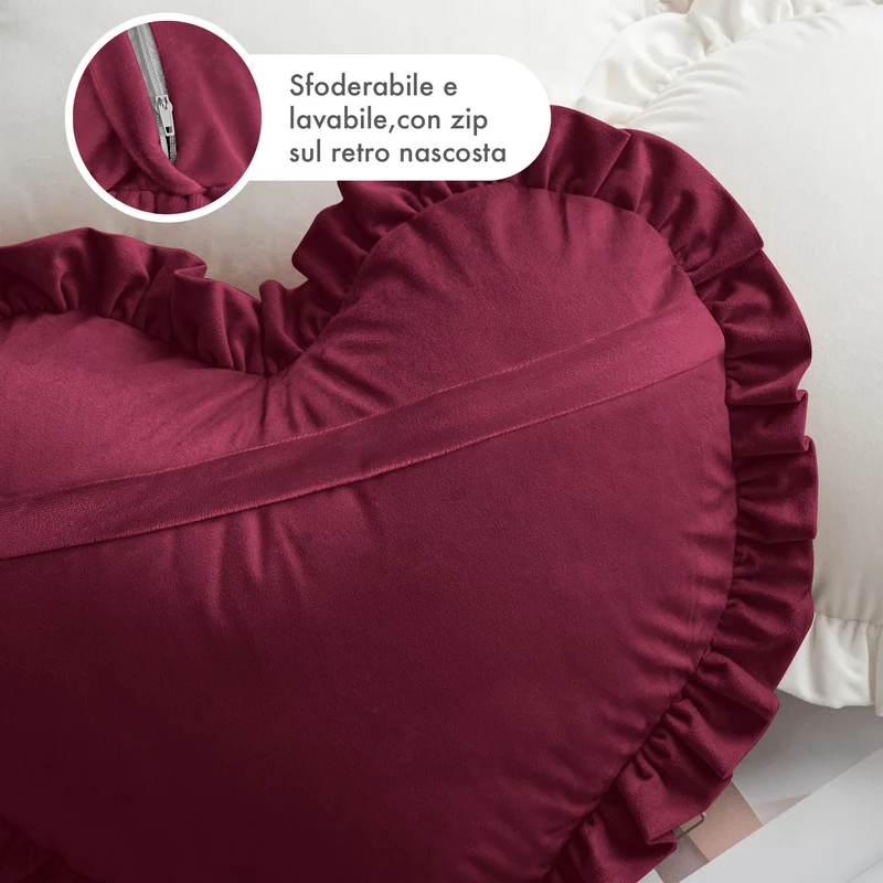 Cuscino Cuore Decorativo in Velluto con Bordo Frill Sfoderabile 45x45 cm Il Gruppone