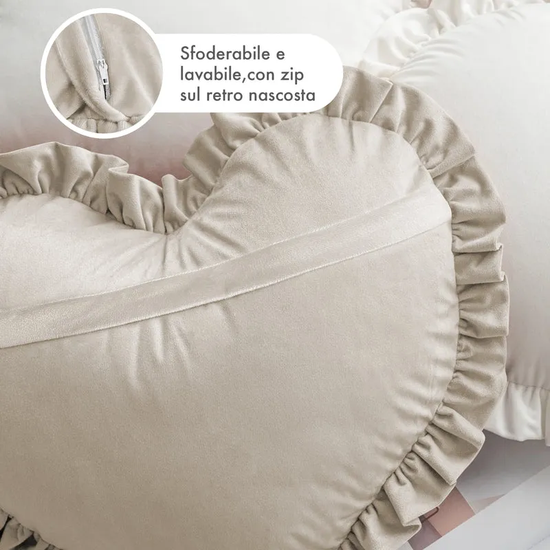 Cuscino Cuore Decorativo in Velluto con Bordo Frill Sfoderabile 45x45 cm Il Gruppone
