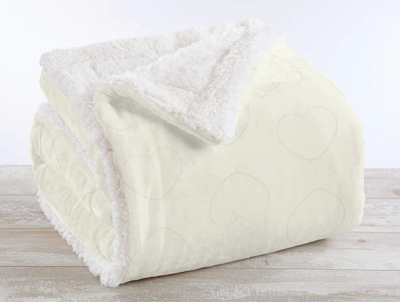Coperta Invernale Pile Sherpa Effetto Pelliccia Morbida con Motivo Cuori Il Gruppone