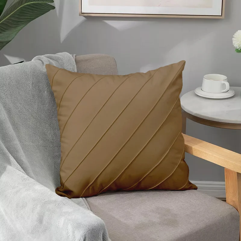 Fodera Cuscino Decorativo in Velluto Ricamato 45x45 cm con Zip Il Gruppone
