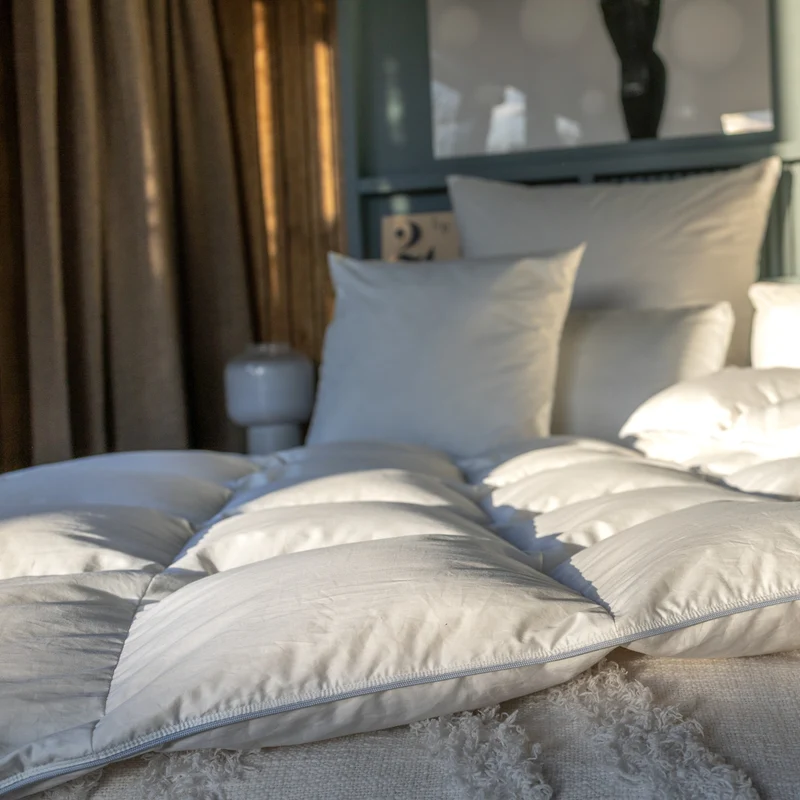 Safina 90 · Luxus Daunendecke · Ganzjahresdecke