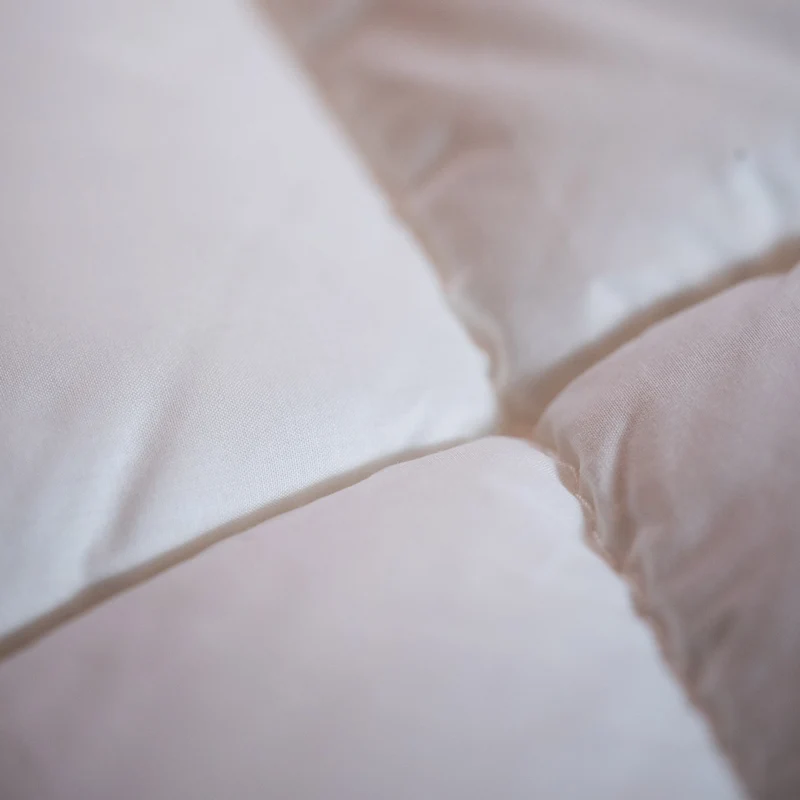 Safina 90 · Luxus Daunendecke · Ganzjahresdecke