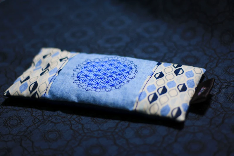 Augenkissen 💙 Blau 🕉️ mit Amethyst & Bergkristall (AK20) Unikat