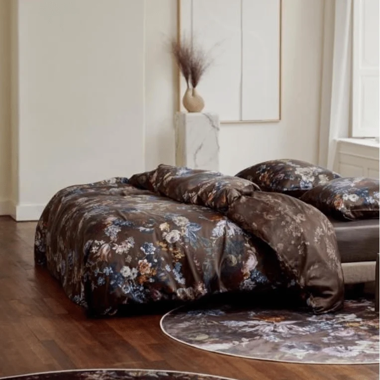 Bettwäsche Isabelle darkest brown von Essenza