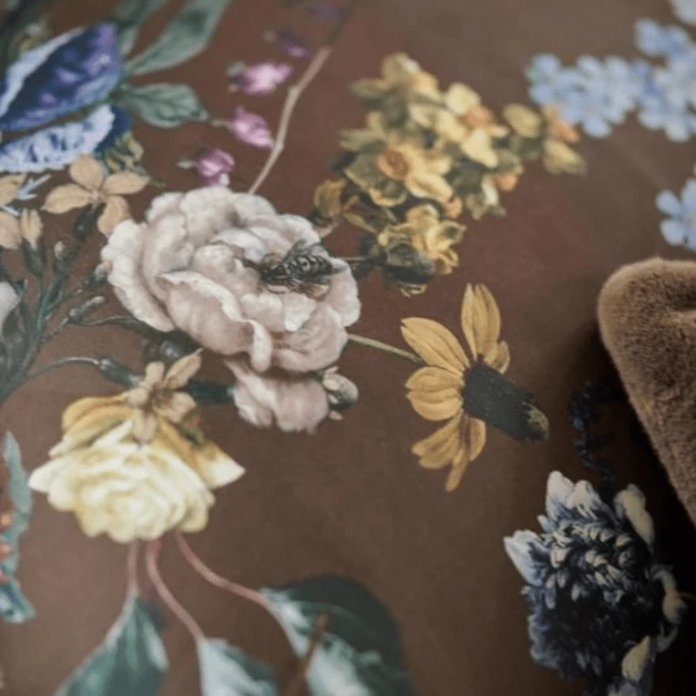 Bettwäsche Isabelle darkest brown von Essenza