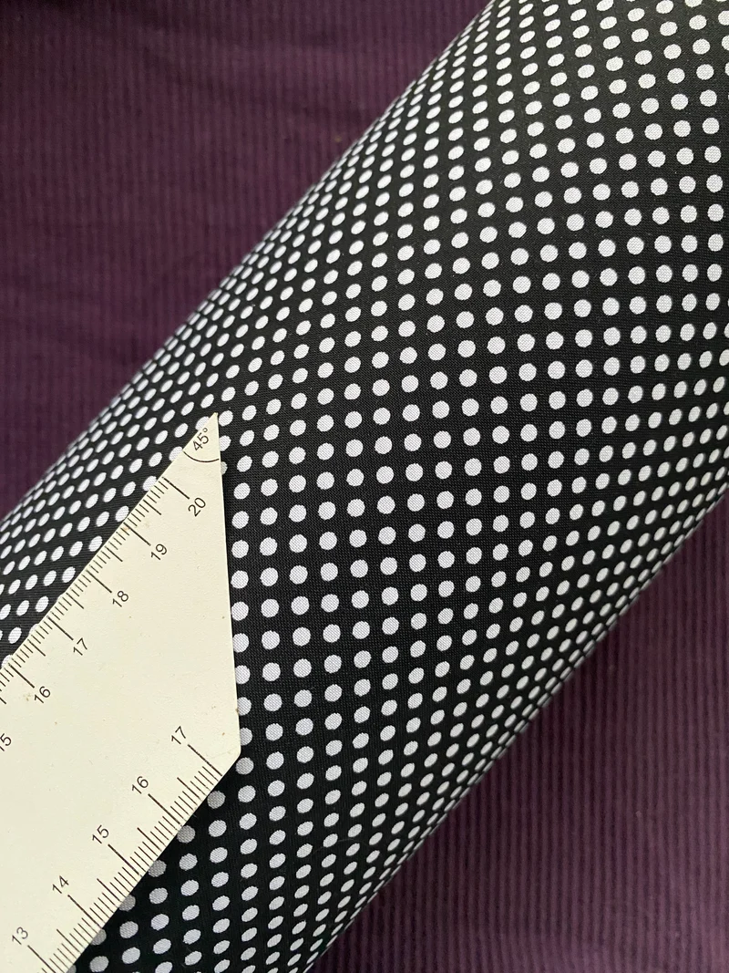 Stoff: Schwarz mit weißen Punkten - Polka Dots