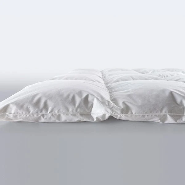 Daunendecke Platin Edition Saphir All Season von Falkenreck