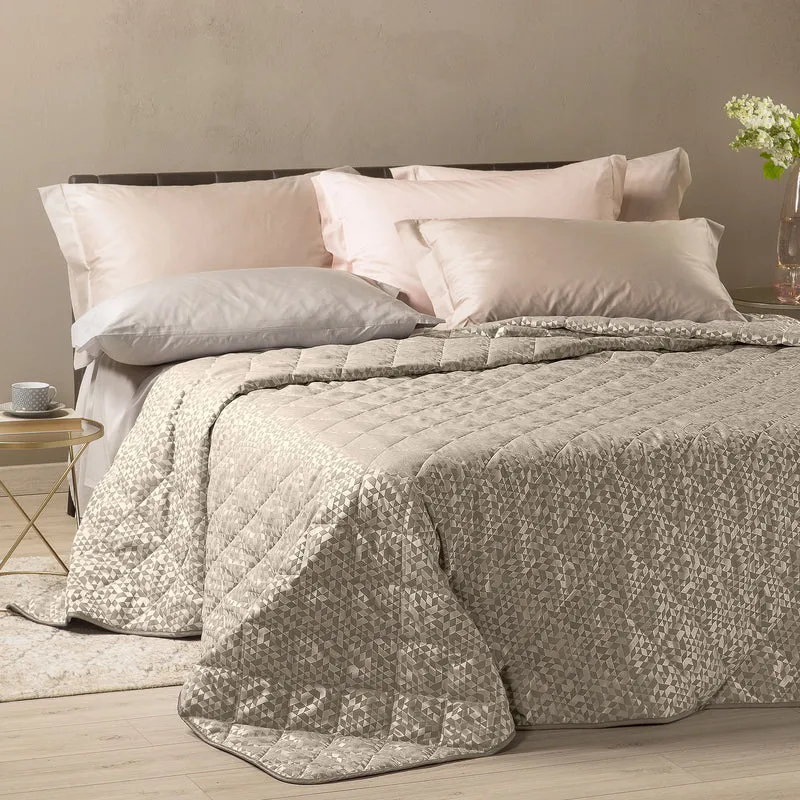 Copriletto Primaverile interni in Raso Jacquard 80 gr/mq