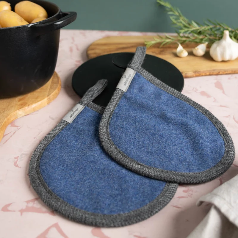 Topflappen aus 100 % Schurwolle