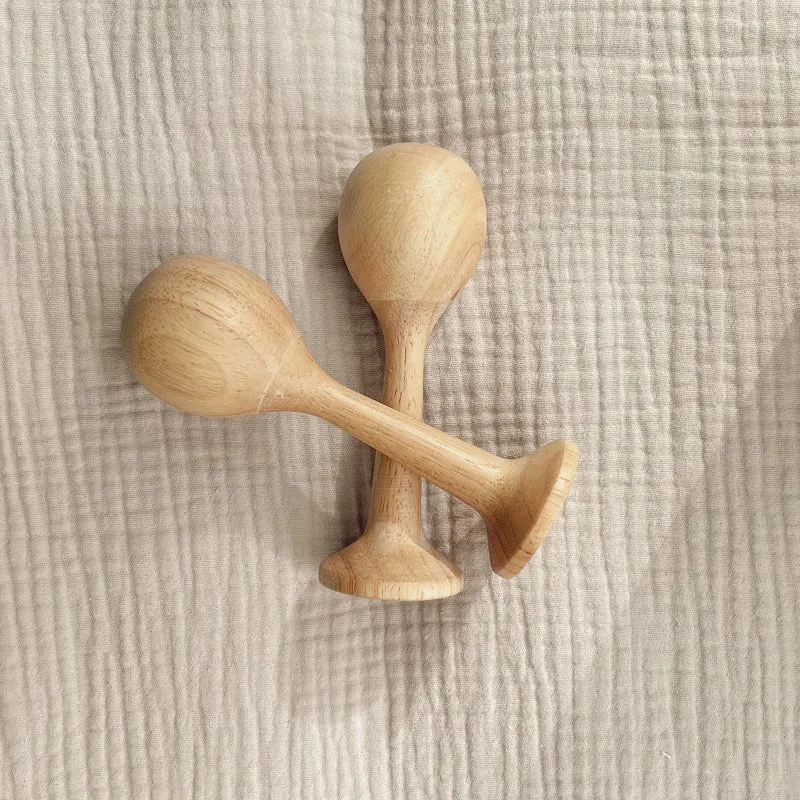 Rassel 2er-Set aus Holz