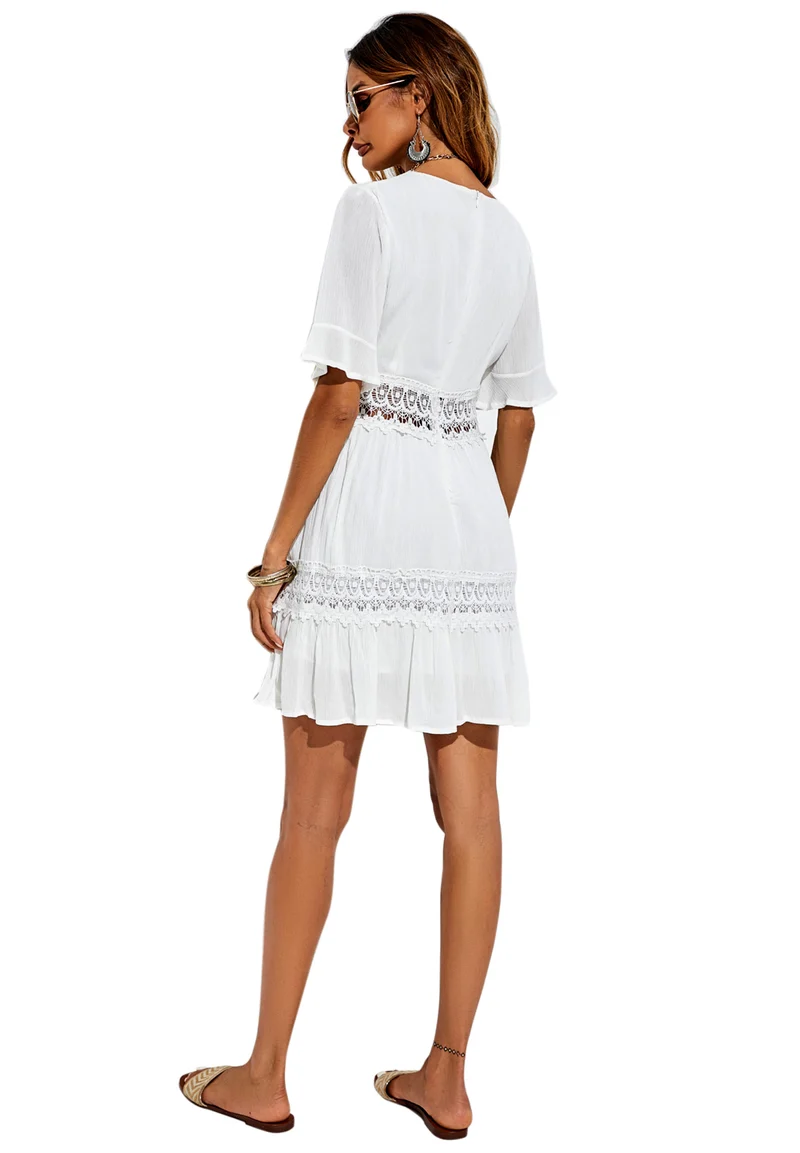 FS COLLECTION Minikleid Damen Minikleid aus Baumwolle mit V-Ausschnitt und Spitzendetails