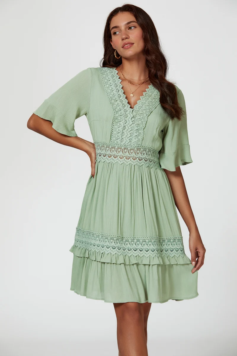 FS COLLECTION Minikleid Damen Minikleid aus Baumwolle mit V-Ausschnitt und Spitzendetails