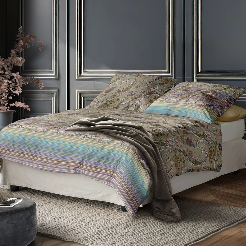 Bettwäsche Mako Satin Wave Natur mit Paisleymuster 135 x 200 cm