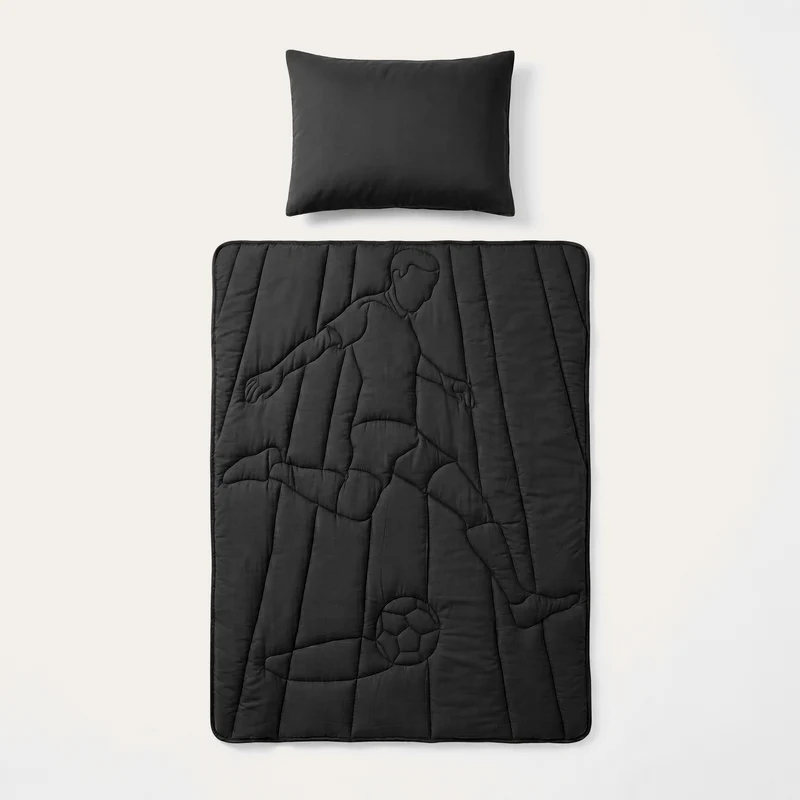Wasbaar Kids All Season Dekbed | Voetbal Spits | Black | Met Kussensloop