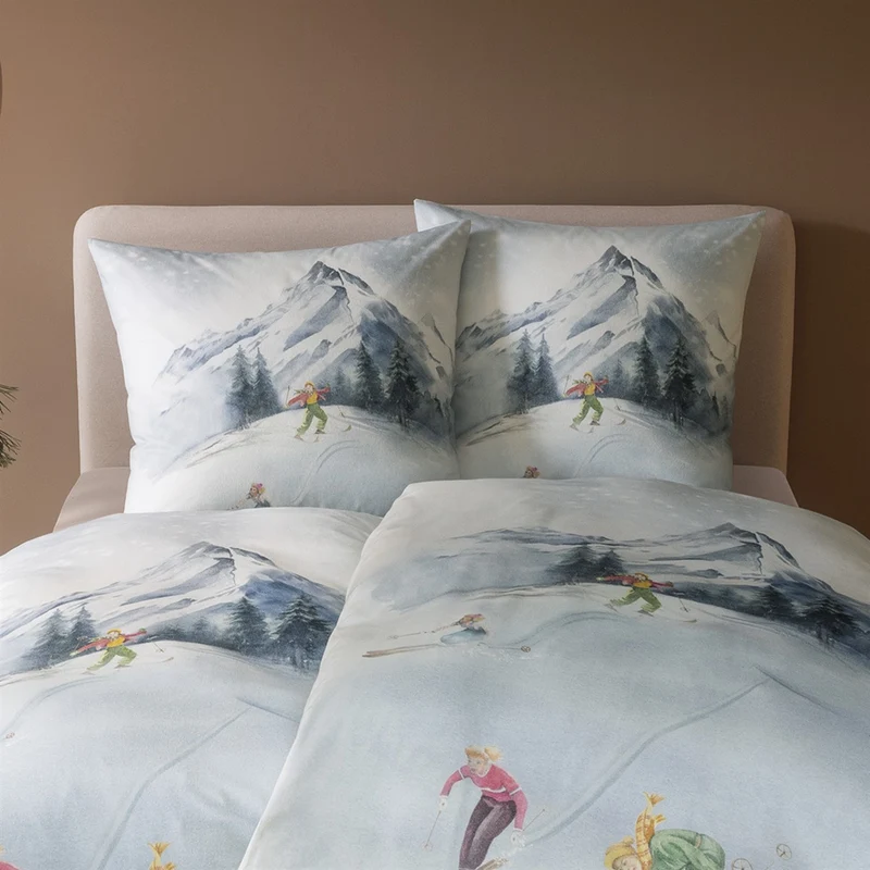 Bettwäsche Flanell Mountaina Weiß mit Skiläufermotiv 155 x 220 cm