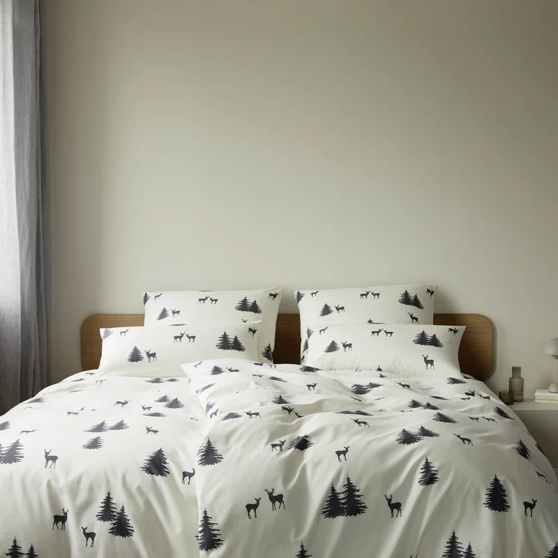 Bettwäsche Flanell Alpin Creme mit Waldmotiv 135 x 200 cm