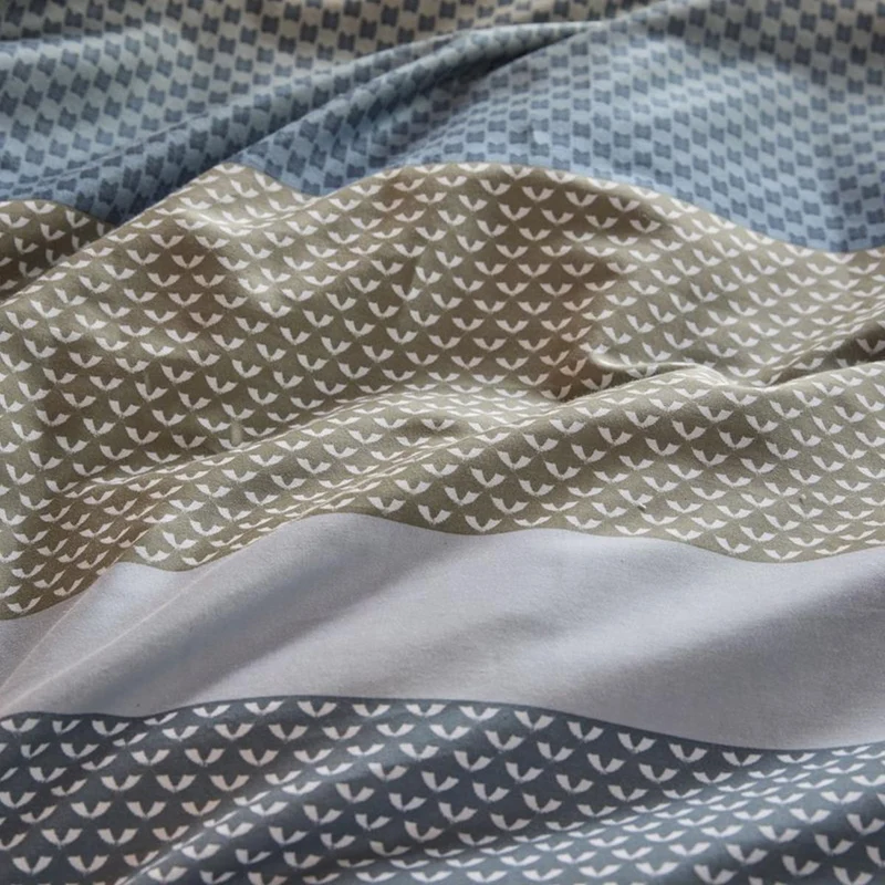 Bettwäsche Mako Satin Marthe Blau mit Streifenmuster 135 x 200 cm