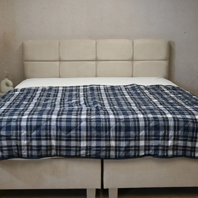 2-in-1 Kussen/Dekbed | Grey Tartan