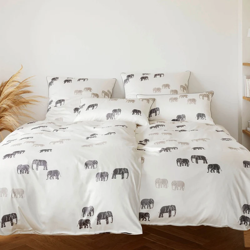 Bettwäsche Mako Satin Bambus Natur mit Elefantenmotiven 135 x 200 cm