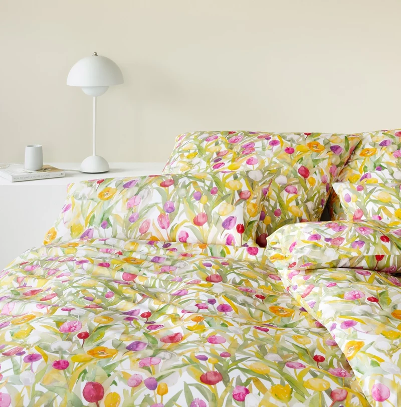 Bettwäsche Mako Batist Tulpen Weiß mit Blumenmuster 135 x 200 cm