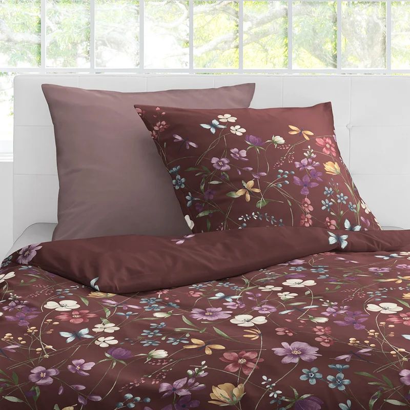 Bettwäsche Mako Satin Rot mit Blumenmuster 135 x 200 cm