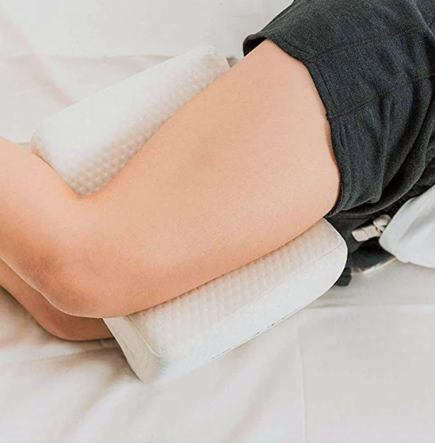 Orthopädisches Kniekissen aus Memoryschaum