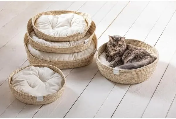 Dehner Premium Lovely Kuschelbett Guter Schlaf, Ø 38 cm, Höhe 13 cm, Naturmaterial/Plüsch, weiss/bei