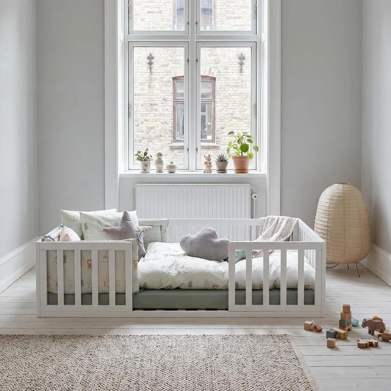 roba Montessori Bodenbett 70x140 cm weiss mit Rausfallschutz & Lattenrost | Montessori Kinderbett •