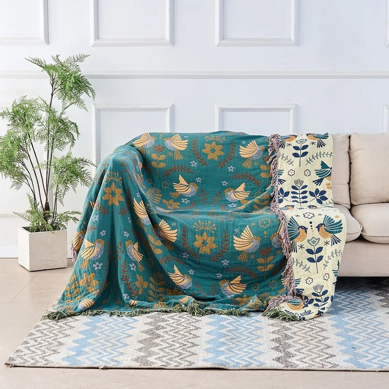 WINGTIDE – Skandinavische Wendedecke aus 100 % Baumwolle mit Vogel- und Blumenmotiv