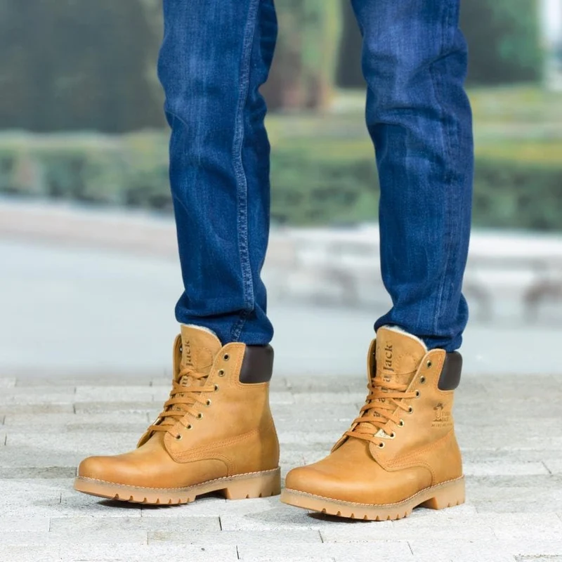 Panama Jack Panama 03 Damen Kalt gefüttert Classics Kurzschaft Stiefel & Stiefeletten 43 EU Gelb, 43