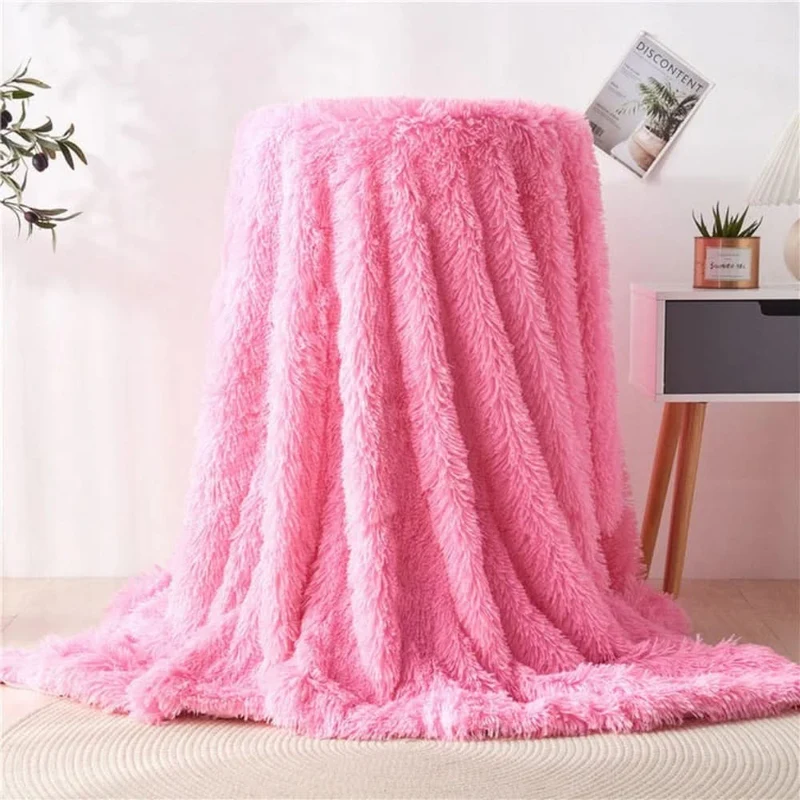 MOUSILK – Kuschelige Kunstfelldecke Mit Seidigem Griff & Elegantem Fall