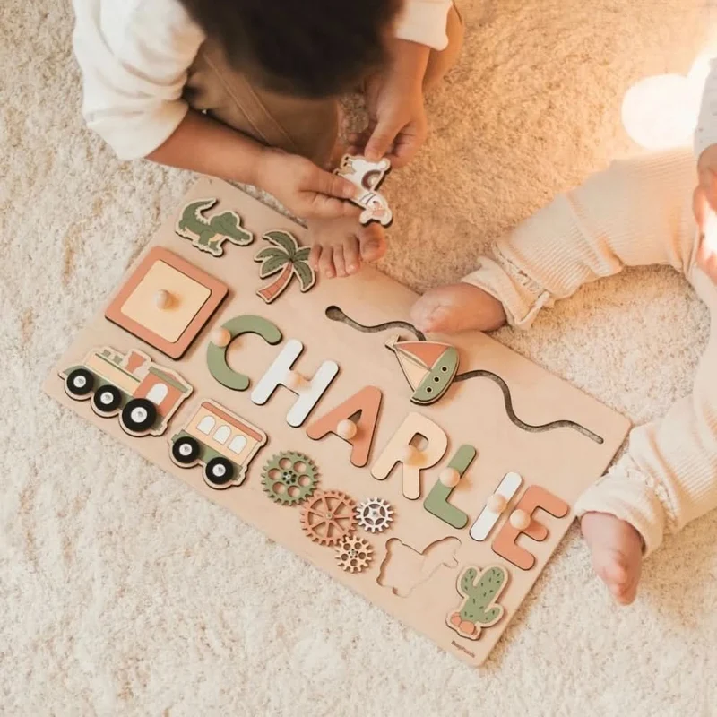 BUCHSTABENWELT – Personalisiertes Montessori Holzpuzzle Mit Namen Lernen Und Motorikförderung