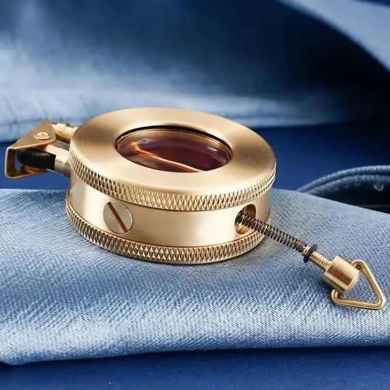 BLAZORA – Langlebiges Metallfeuerzeug Im Zeitlosen Retro-Stil