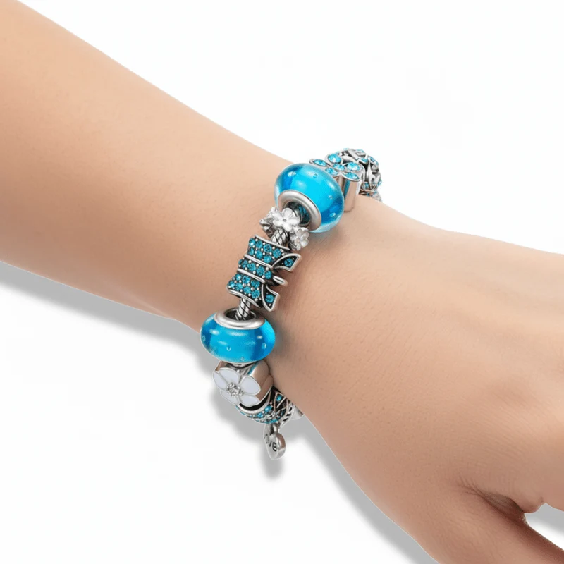 Florale Charm-Kette Aus Sterlingsilber – Botanisches Schmuckdesign Für Damen