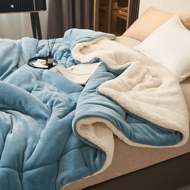 KuschelGlanz – Weiche Flanell-Fleecedecke für Wärme & Stil