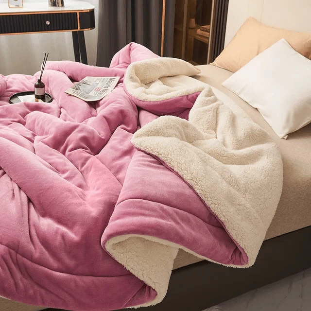 KuschelGlanz – Weiche Flanell-Fleecedecke für Wärme & Stil
