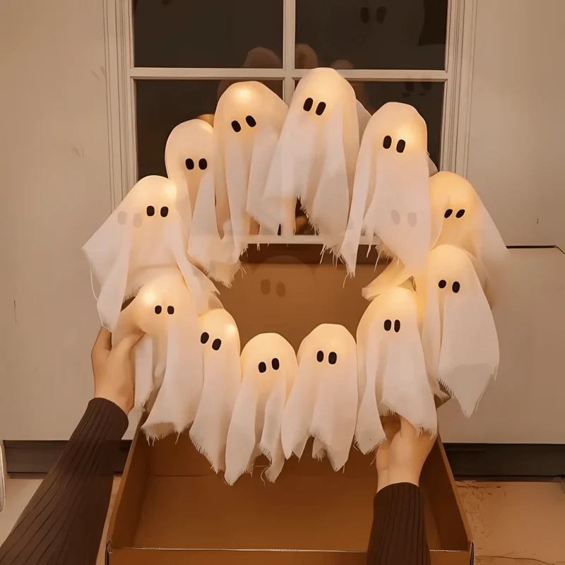 GruselGlow Kranz – Leuchtende Geister für stimmungsvolle Halloween-Dekoration