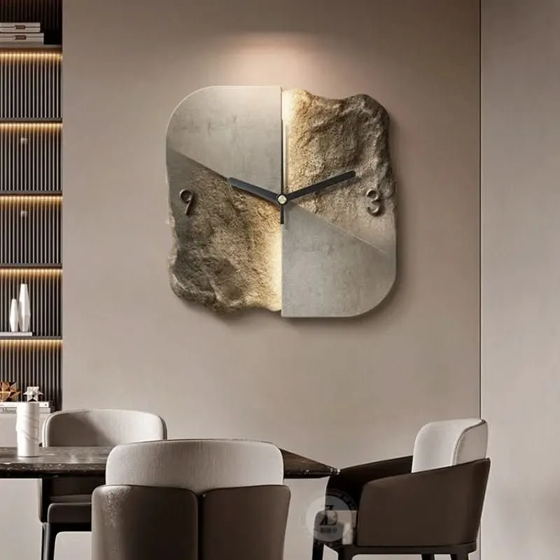 SteinAura – Moderne Designer Sandstein Wanduhr