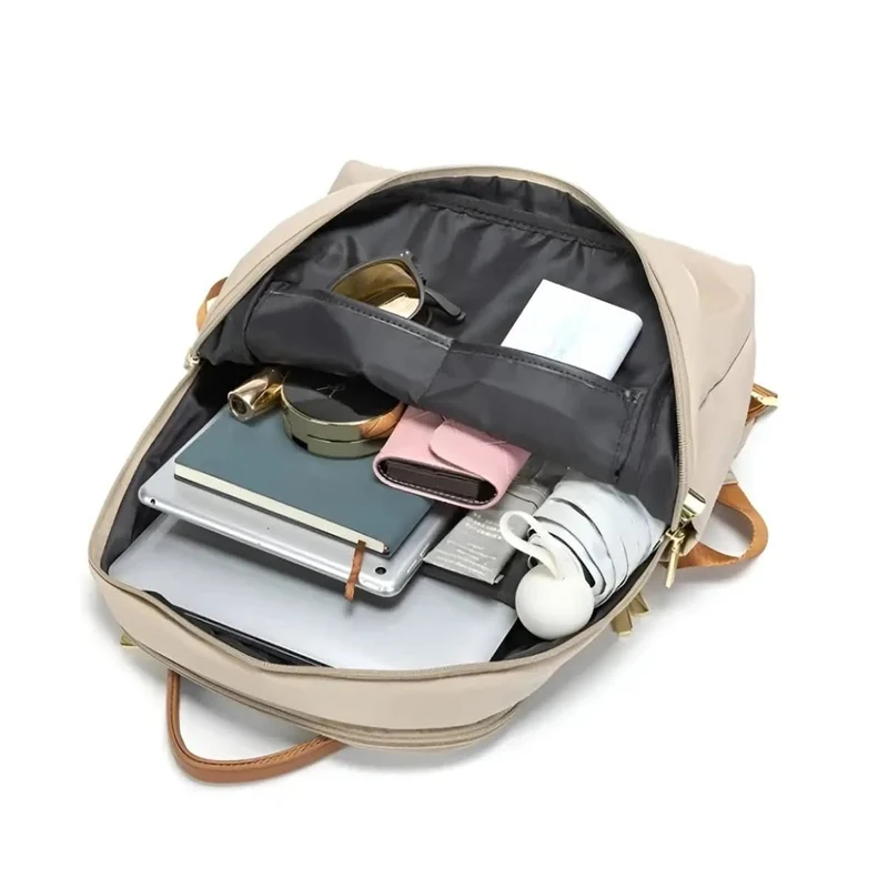 Sophia – Stilvoller Damenrucksack mit Laptopfach & wasserdichtem Design