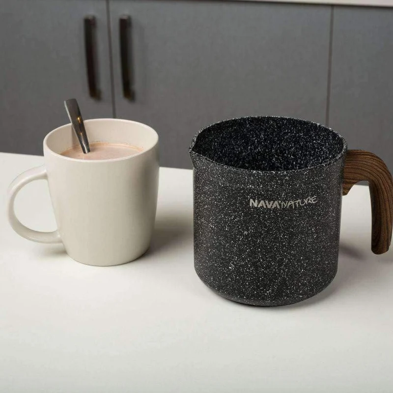 NAVA Milchtopf 1 L | Stielkasserolle mit Granitbeschichtung Nature zum Aufkochen von Milch | Schmelz
