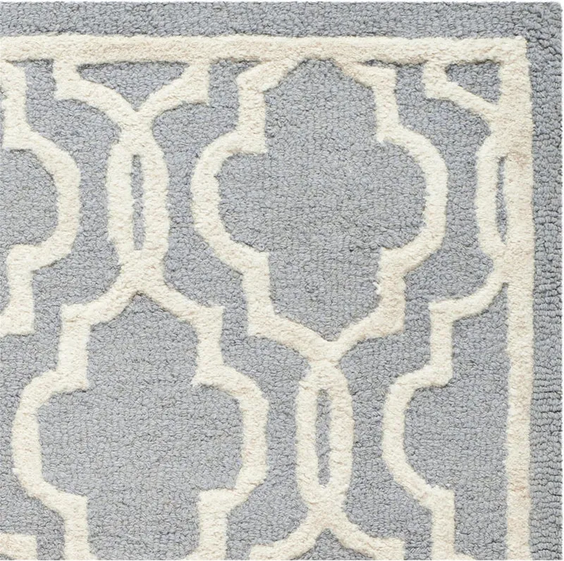 SAFAVIEH Spalier Teppich für Wohnzimmer, Esszimmer, Schlafzimmer - Cambridge Collection, Kurzer Flor