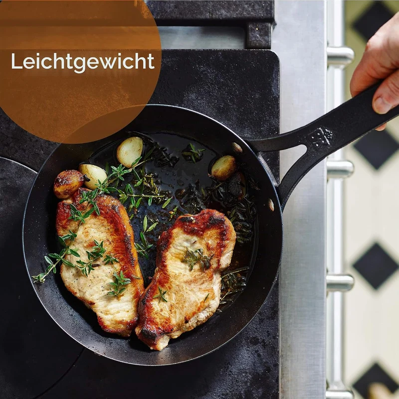 BK Black Steel Vorgewürzte 28cm Bratpfanne aus Kohlenstoffstahl, Geeignet für Induktion, Backofen- u
