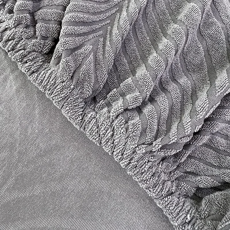 PlüschSicher - Eleganter Jacquard-Sofabezug für rutschfesten Komfort