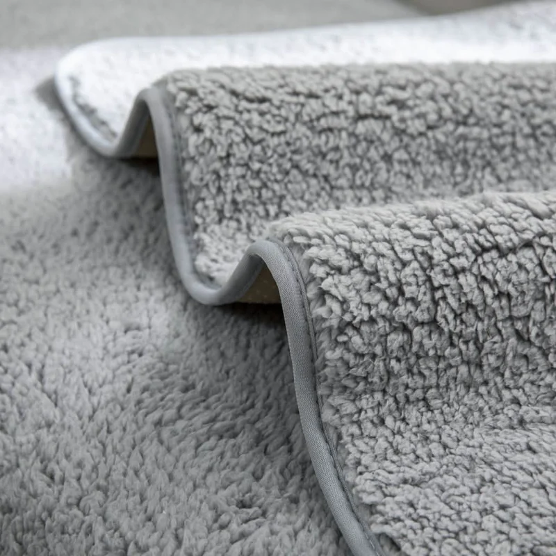Kuschelschild - Elegante und Schützende Dehnbare-Sofa-Abdeckung